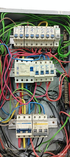 Lander electrical work