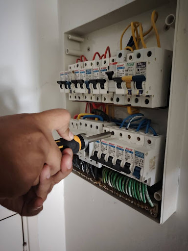 perkhidmatan elektrik 24jam